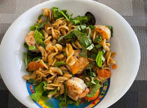 Una foto de Pasta con camarones