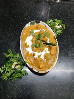 शाही पनीर नवरात्री स्पेशल (Shahi paneer navratri special recipe in hindi) रेसिपी मुख्य फोटो