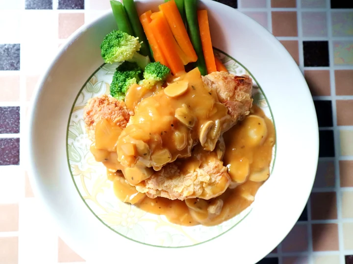 Langkah Gampang Membikin Resep Steak Ayam Crispy Saus Jamur yang Sempurna Anti Ribet, Mantap