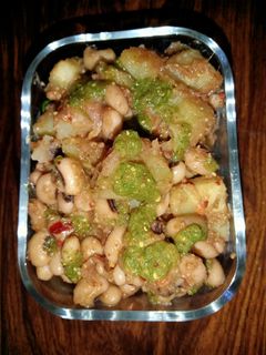 लोबिया शकरकंद चाट (Lobia Shakarkand Chaat recipe in hindi) रेसिपी मुख्य फोटो