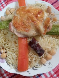 صورة لوصفة رشتة بالدجاج 😋😋