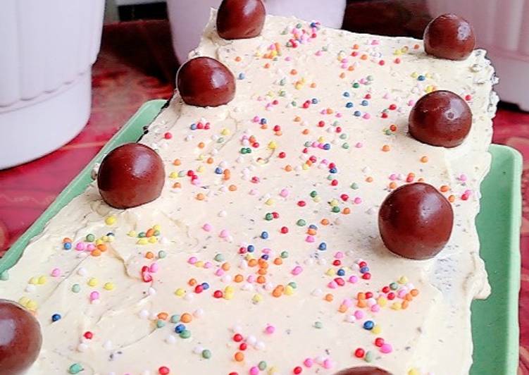 Langkah Mudah untuk Membuat Naked chocolate cake, Bikin Ngiler