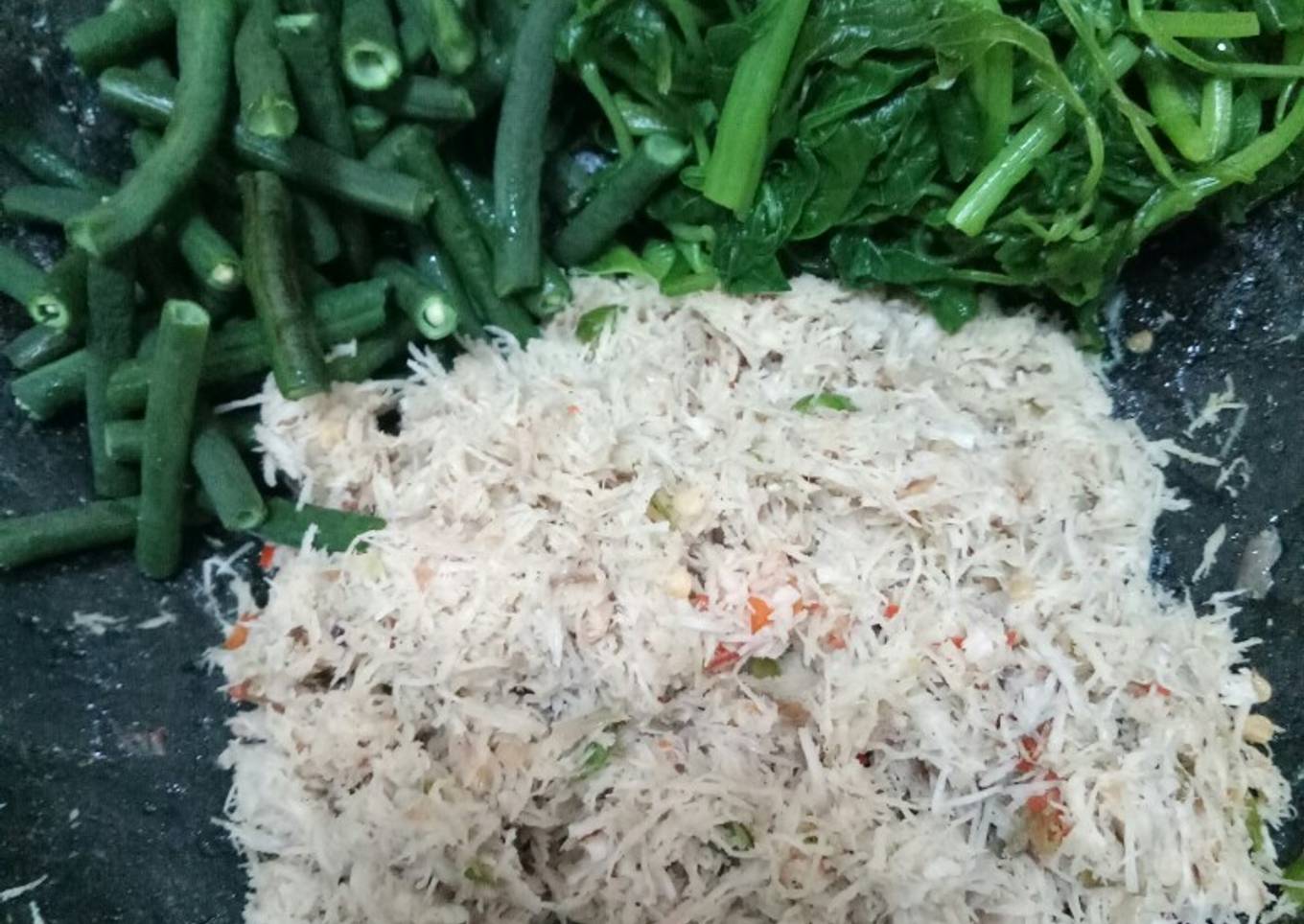 Urap Kelapa Mentah Bumbu Serba Bakar