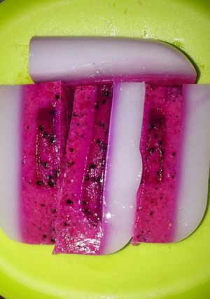 Foto resep Puding blackcurrant naga #tantanganakhirtahun #masakditahunbaru