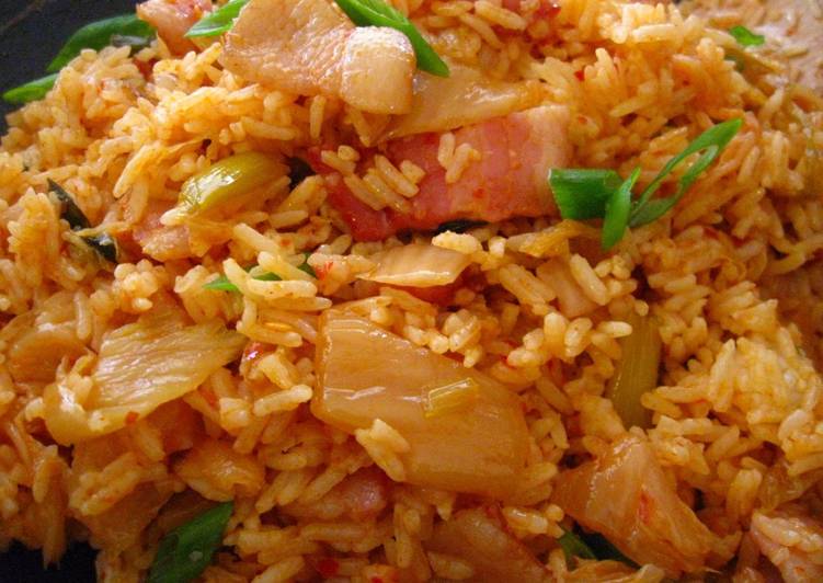 Steps to Prepare Super Quick Homemade Bacon Kimchi Fried Rice (김치볶음밥)