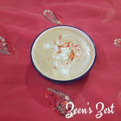 A picture of Cucumber and Lettuce Soup.