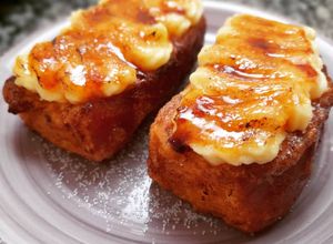 Foto principal de Torrijas al anís con crema pastelera y azúcar quemada