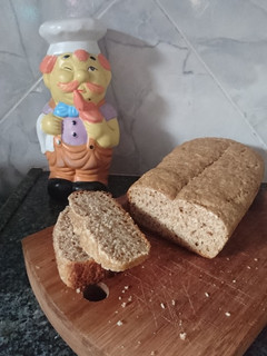 Una foto de Pan integral básico (tu primer pan) 🥖💪