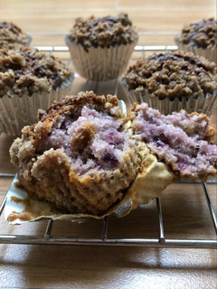 Foto resep BLUEBERRY MUFFIN with crunchy CRUST Topping 🧁