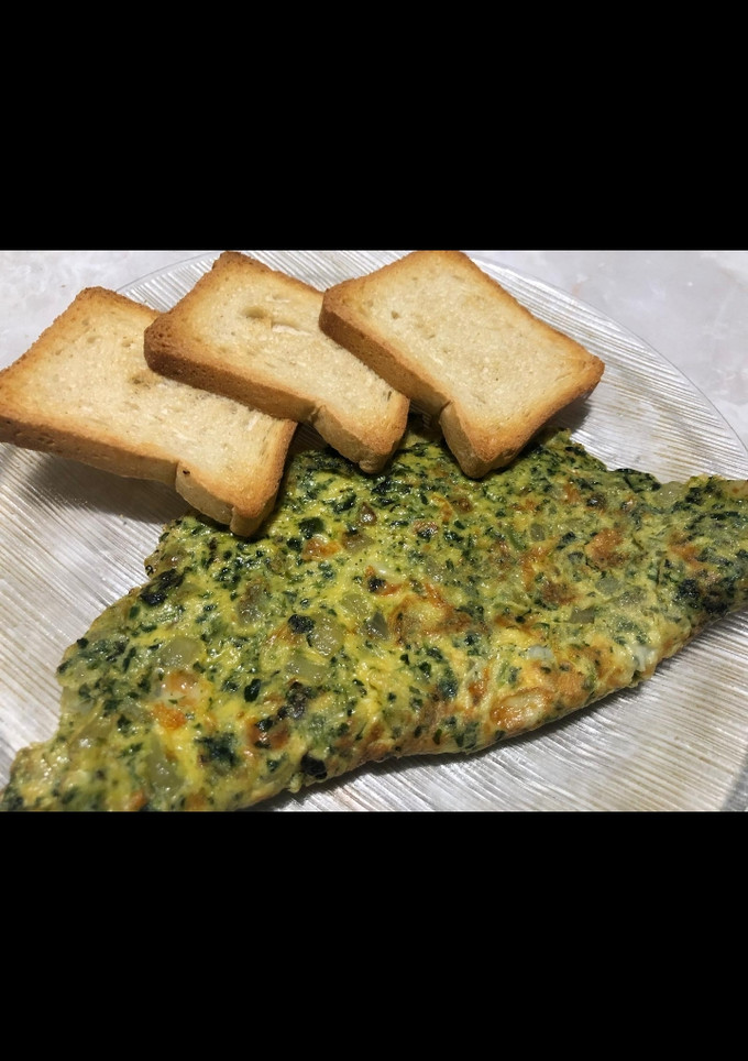 Una foto de ¡Omelette de espinaca!😋