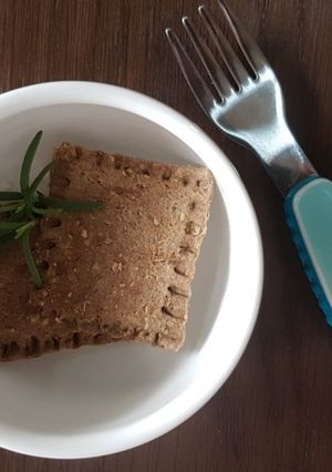 Hình của món Sandwich đen nhân phô mai tách muối.