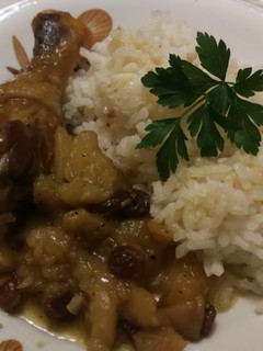 Una foto de Jamoncitos de pollo con manzana 🍏