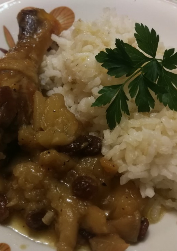 Una foto de Jamoncitos de pollo con manzana 🍏