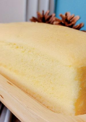 A picture of Egg Cake in a Convection Oven: A Very Simple Recipe for Beginners.