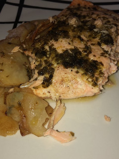 Una foto de Salmón al horno