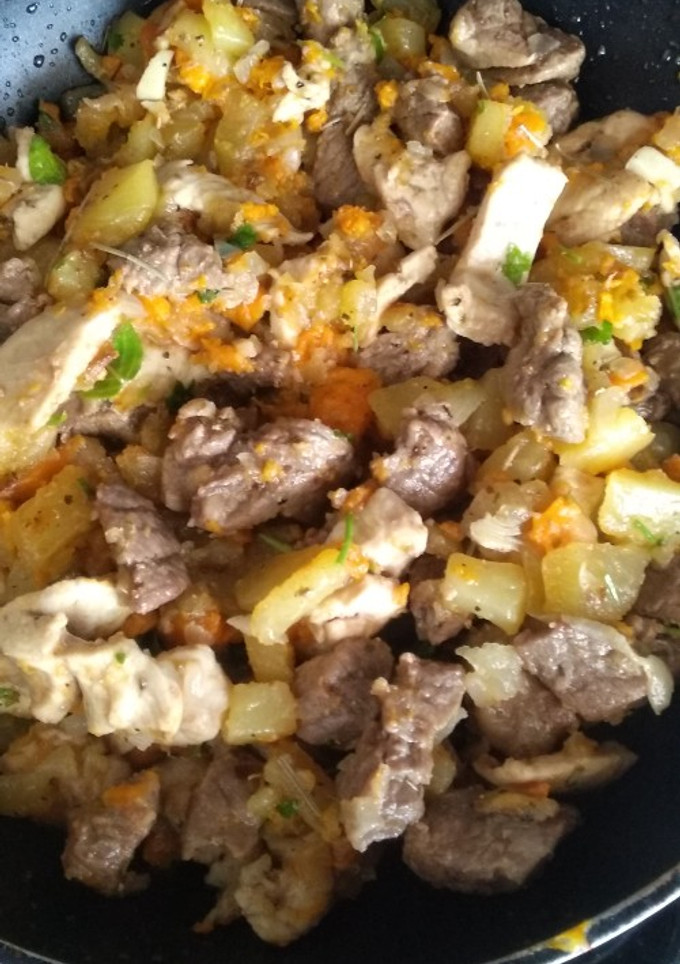 Una foto de Ternera y pollo con patatas y boniato
