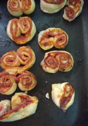 Una foto de Palmeritas de jamón y queso