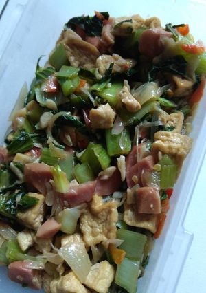 Foto resep Oseng sayur tahu sosis