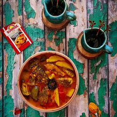 A picture of Niramish Macher Jhol.