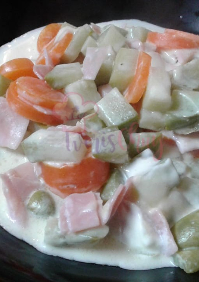 Una foto de Chayotes con crema