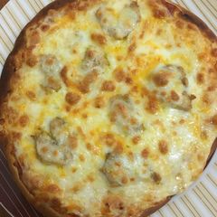 A picture of Chicken pizza.