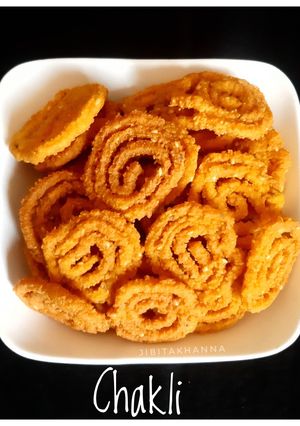 A picture of Chakli.
