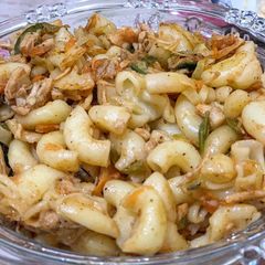 A picture of Quick chicken and vegetables Macaroni.