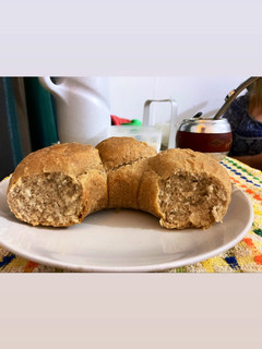 Una foto de Pan integral con semillas