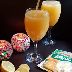 A picture of #Ramadankitayari summer drink.