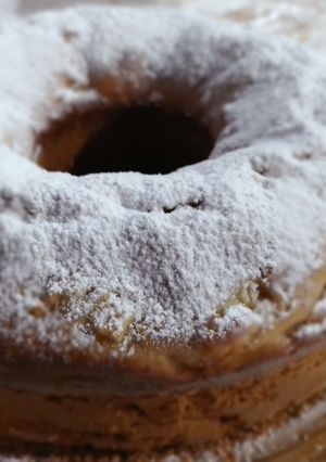 A picture of Budget Apple Cake 🙃.