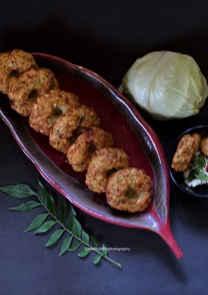 A picture of Cabbage Vada.