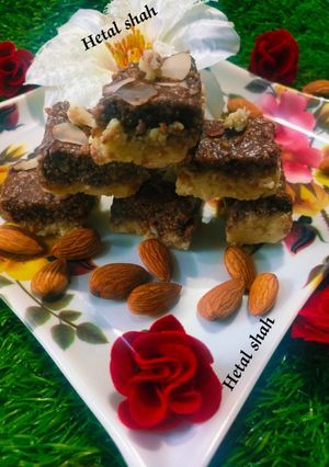 ચોકલેટ બરફી (Chocolate Barfi Recipe In Gujarati) રેસીપી મુખ્ય ફોટો