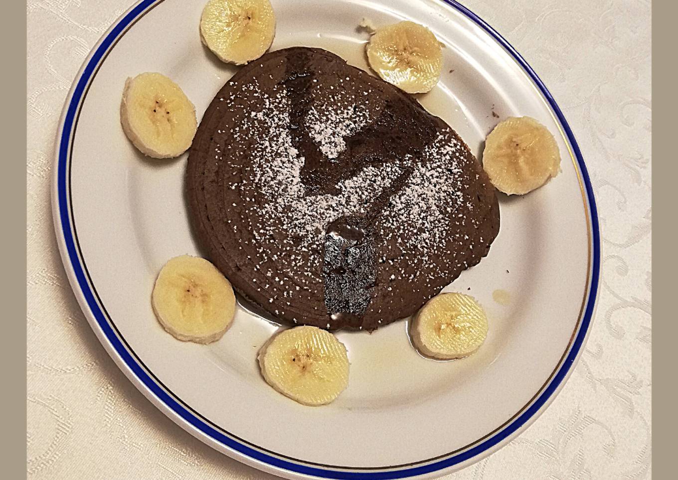 Chocolate-banana pancakes