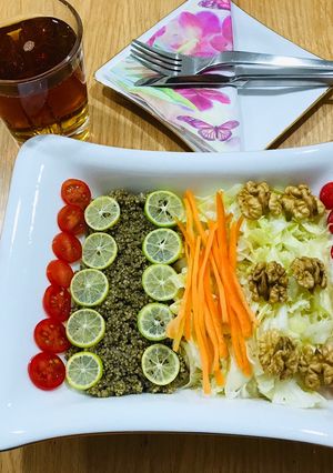 عکسی از دستور سالاد کینوا