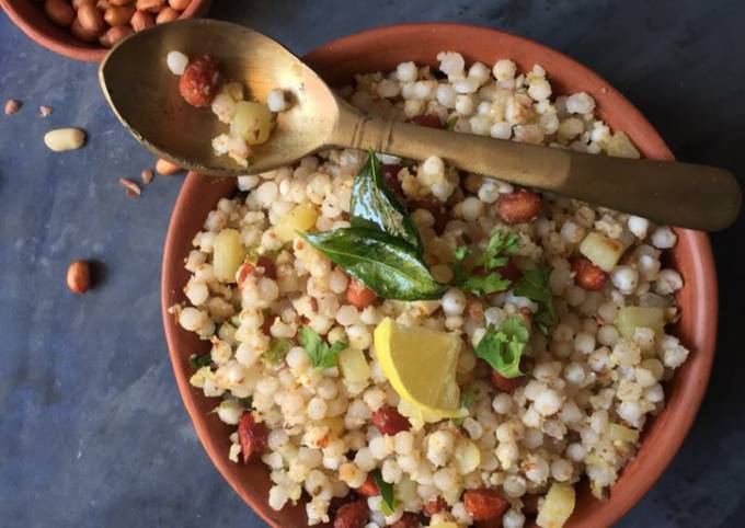 Steps to Make Gordon Ramsay Sabudana khichdi