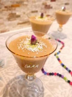عکسی از دستور فرنی خرما
