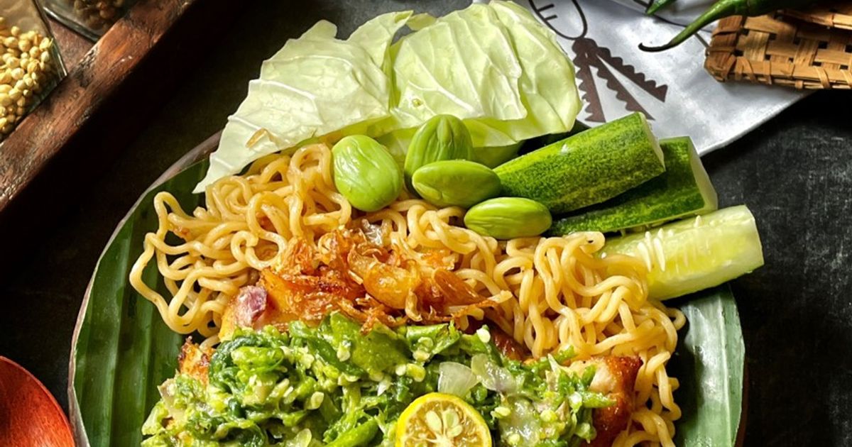 Mie Goreng Ayam Penyet Sambel Ijo