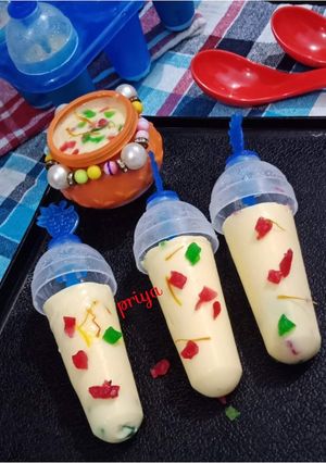A picture of Kesar Custard Kulfi.