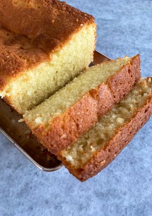 Una foto de Cake de yogurt y limón 🍋