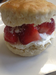 A picture of Mini Sandwich Scones.