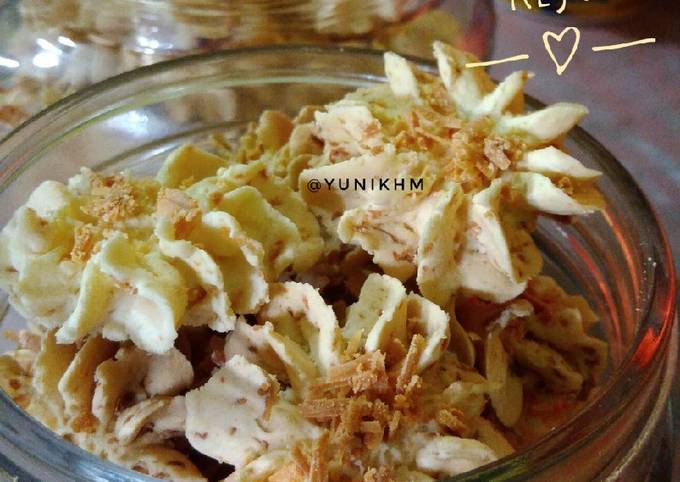 Cara Buat Kue Sagu Keju Istimewa