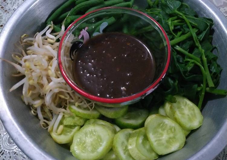 Proses memasak Rujak Sambel Asem Anti Gagal