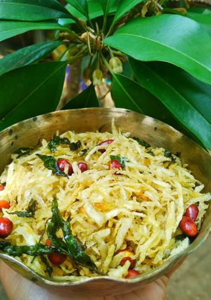 ঝুরি আলু ভাজা (Jhuri aloo bhaja recipe in Bengali) রেসিপির প্রধান ছবি
