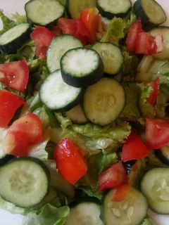 صورة لوصفة سلطة خضراء