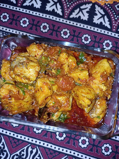 A picture of Boneless chicken karahi.