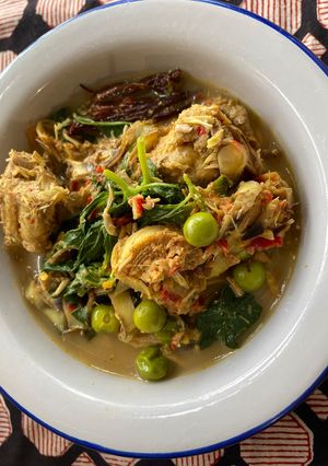 รูปของ แกงแคปลีกล้วยใส่ดอกงิ้ว🧄🌶️