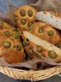 Focaccine alle olive