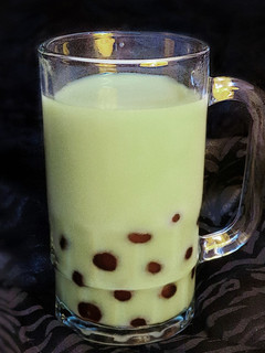 A picture of Pandan Pearl Milk Tea (with Pearl Recipe).