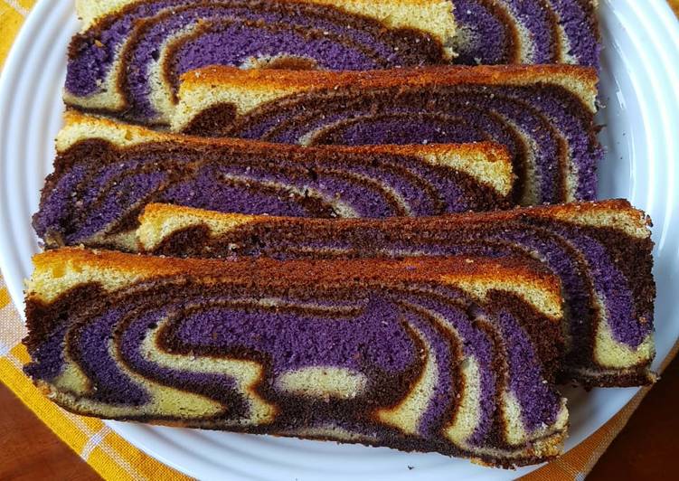 Bolu Macan Taro (Taro Tiger Pattern Cake)