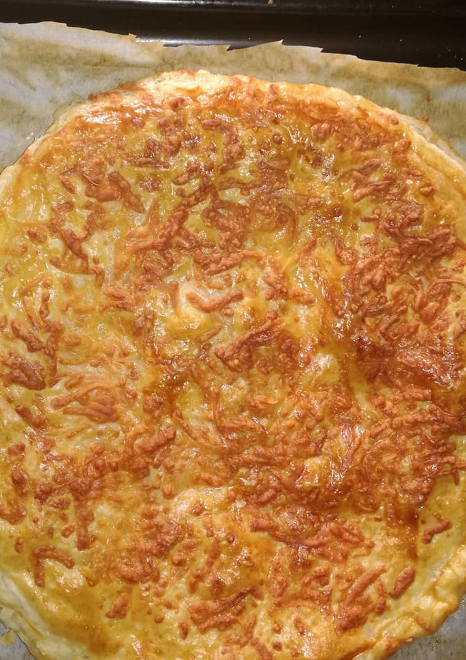 Una foto de Empanada de cecina y queso de cabra